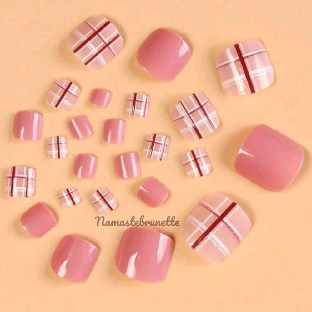 2/$16 Pink Plaid Press on Toenails